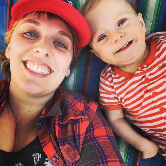 Meet your Posher, Jenn - Picture 1 of 1